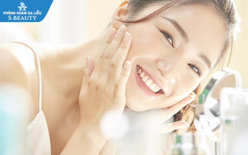 Vì sao có người không có mụn?